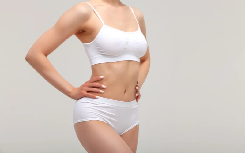 Woman with sculpted abs.